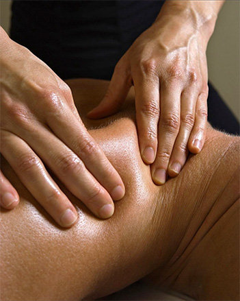 Massage du dos Ă St Etienne de St Geoirs